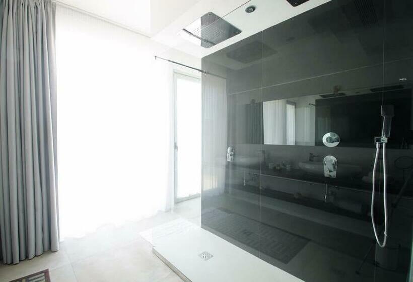 标准间带漩涡浴缸, Max Luxury Suite   Servizio Spiaggia Inclusa