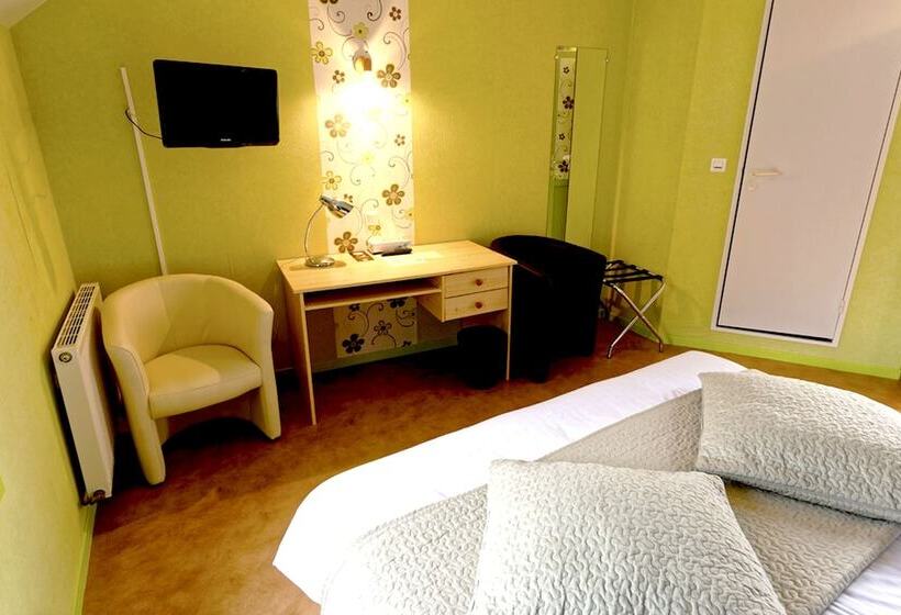 Номер Стандарт, Logis Auberge De La Fontaine