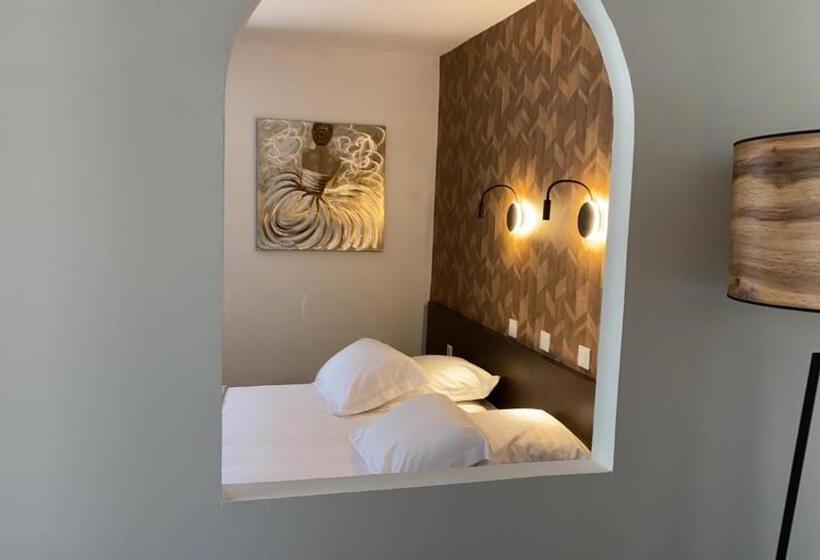Номер Стандарт, Logis Hostellerie De L Abbaye