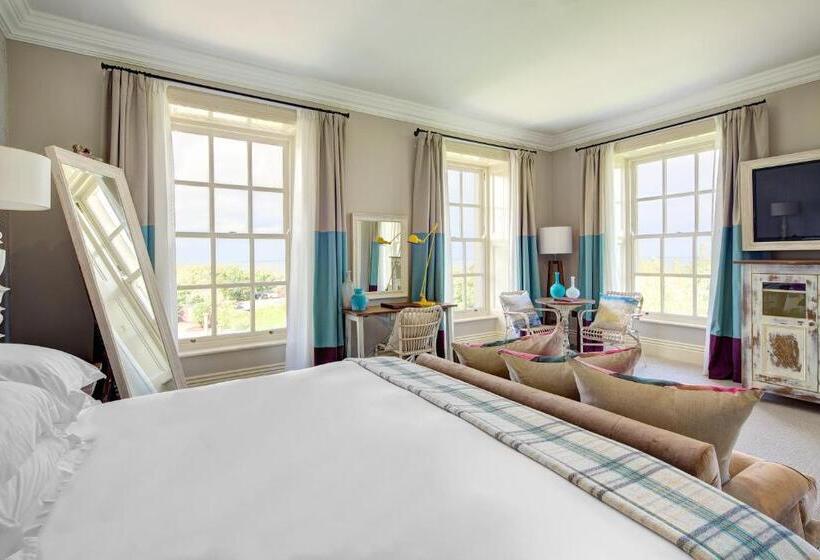 Полулюкс, Seaham Hall And Serenity Spa