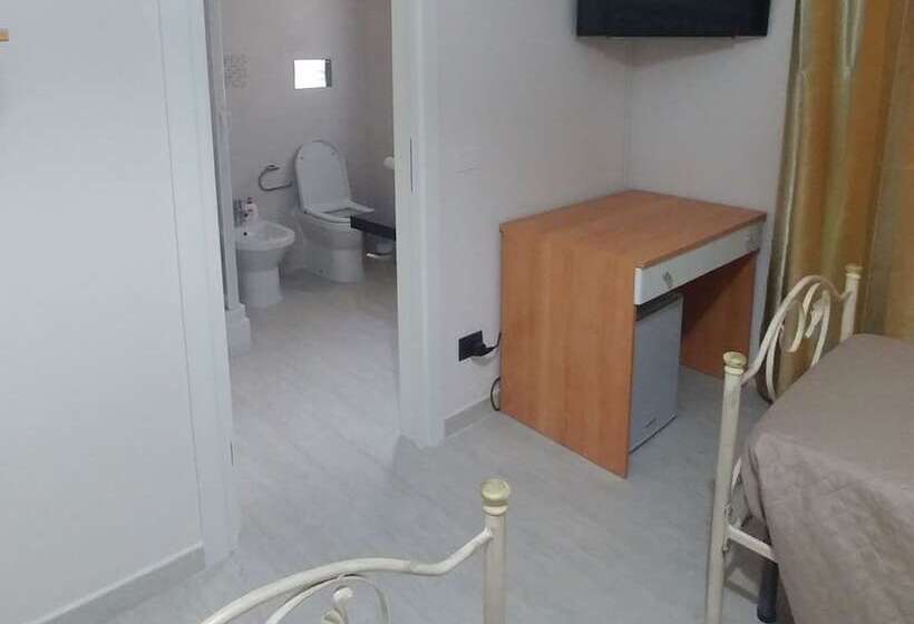 اتاق استاندارد سه نفره, B&b I Portici