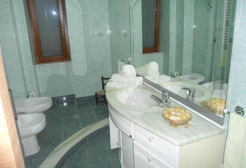 Семейный Номер, H.ave