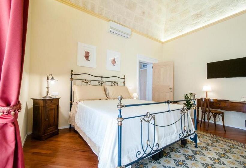 اتاق لوکس با بالکن, Turenum Apartment B&b