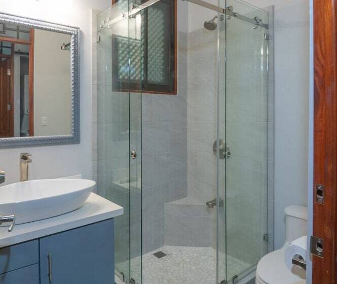 2 Bedroom Apartment Pool View, Club Del Mar Oceanfront