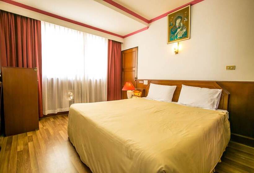 Quarto Superior, Elizabeth