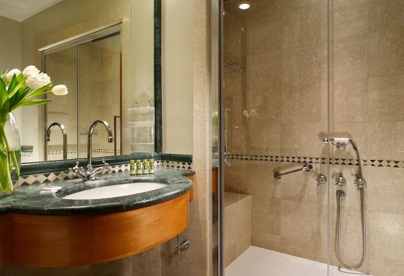 Quarto Clássico, Four Points By Sheraton Siena