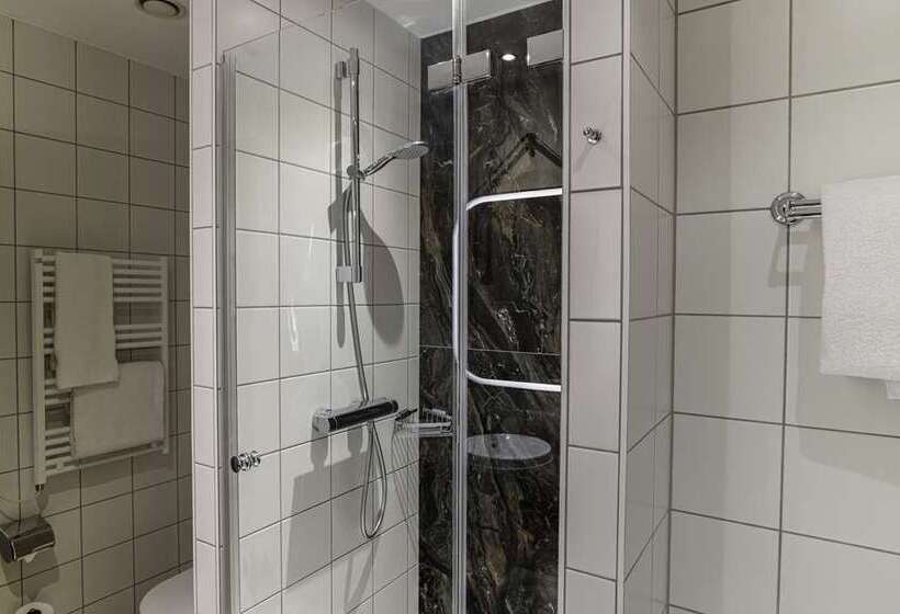 اتاق استاندارد, Hilton Cologne