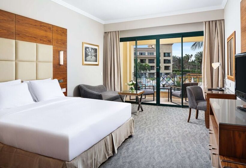 غرفة سوبيريور, Hilton Pyramids Golf