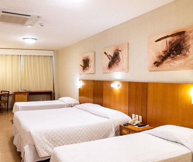 4인용 스탠다드 룸, Praia Centro