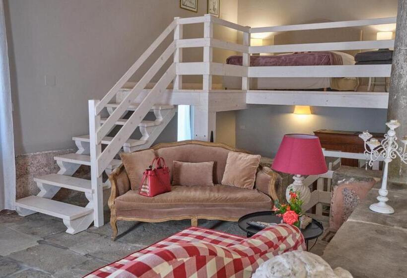 سوییت خانوادگی, Tenuta Edone  Country House
