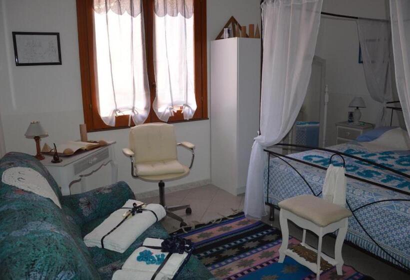 اتاق استاندارد, B&b Vicolo Del Chiostro