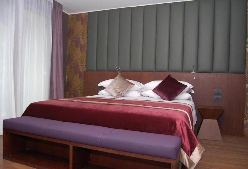 سوییت جونیور, National Park Hotel & Spa