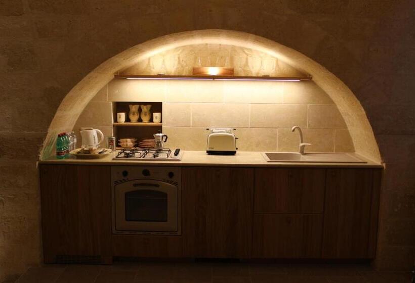 استودیوی لوکس, Domus Decclesiis