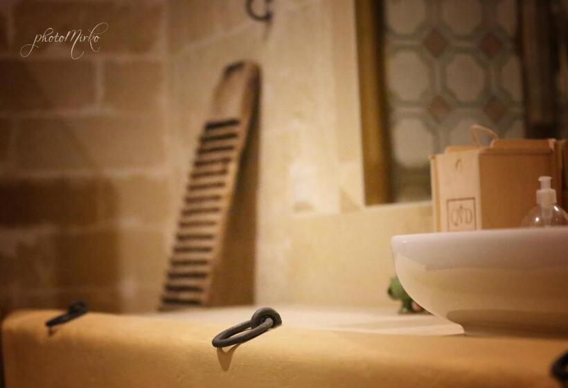 استودیوی لوکس, Domus Decclesiis