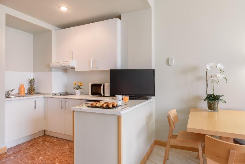 חדר סטנדרט לשלושה, Aparthotel Exe Campus San Mamés