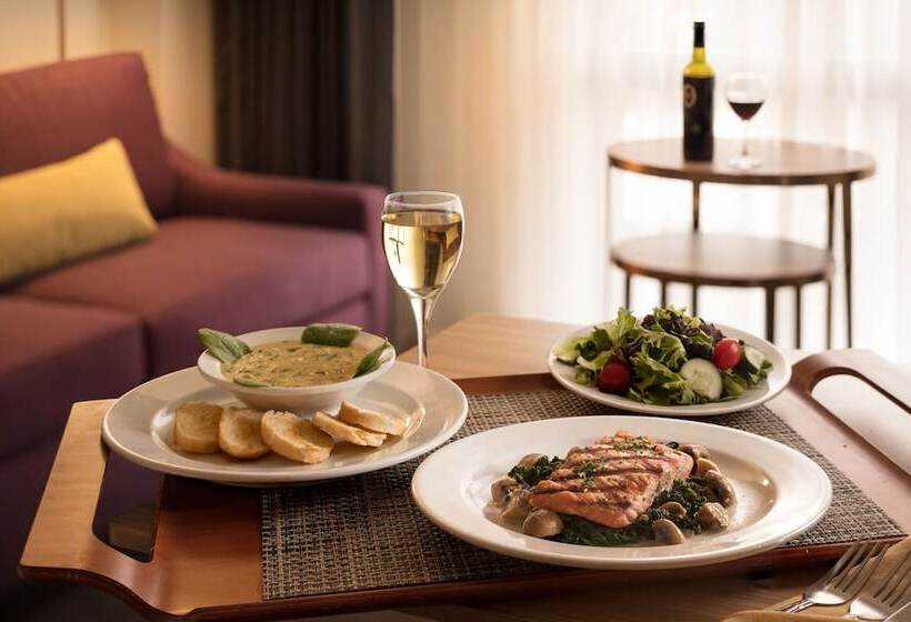 身障者適用スタンダードルーム, Crowne Plaza Dallas Love Field   Med Area, An Ihg