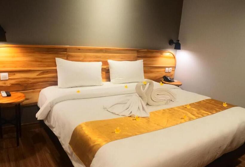 Номер Deluxe, Grand Cordela Hotel As Putra Kuningan