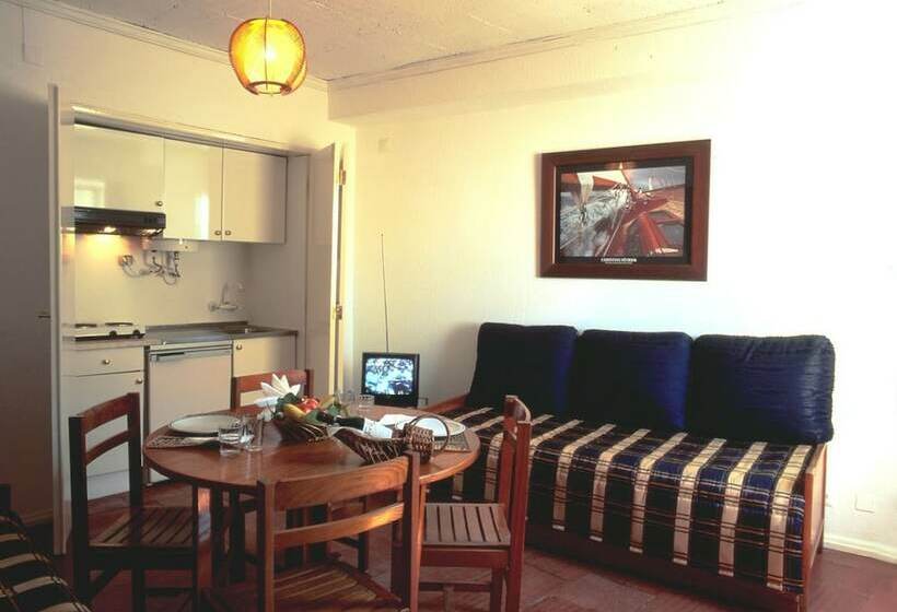 Estudio Estándar, Regina Apartamentos