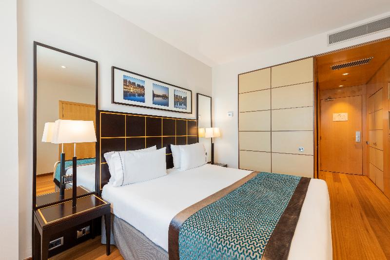 سوییت جونیور, Eurostars Gran Valencia