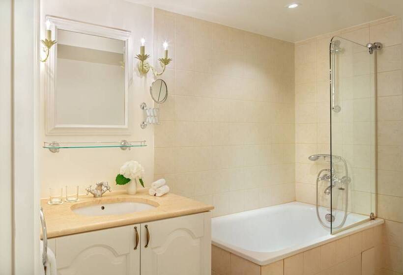 اتاق لوکس, Schlössle Hotel   The Leading Hotels Of The World