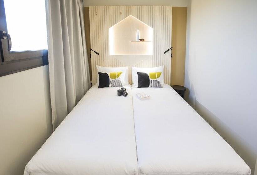 Номер Стандарт Трехместный, Hôtel Life Bordeaux Gare   Bg