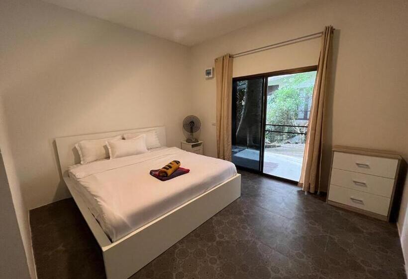 חדר סטנדרט עם מרפסת, Sleep Inn   Lonely Beach
