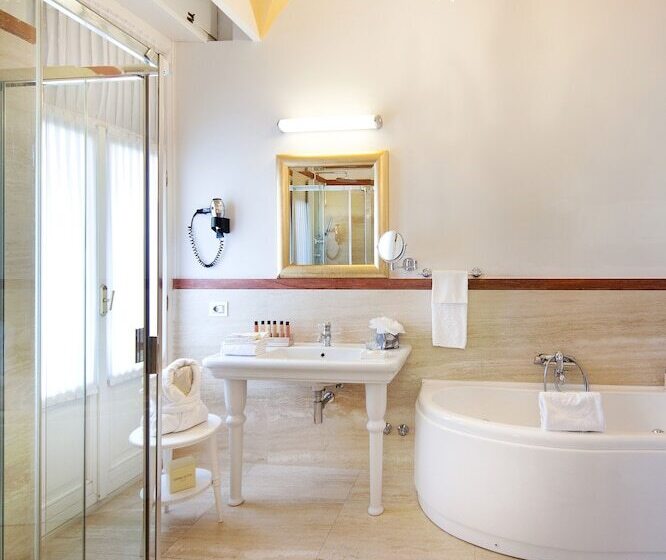اتاق لوکس, Grand Hotel Rimini