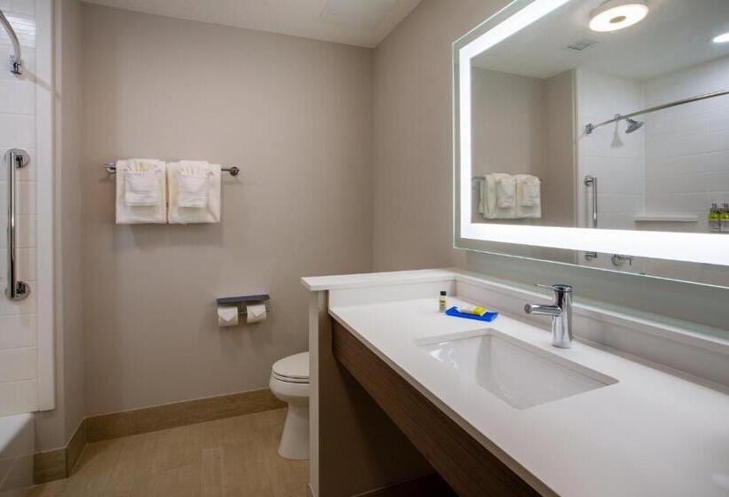 장애인을 위한 스탠다드 룸, Holiday Inn Express & Suites   Deland South, An Ihg