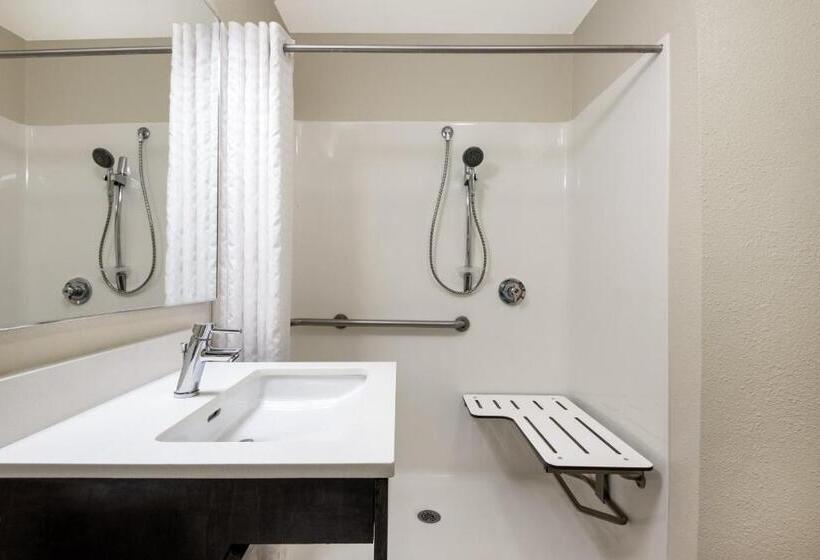 身障者適用スイートルーム, Candlewood Suites Durham   Rtp, An Ihg