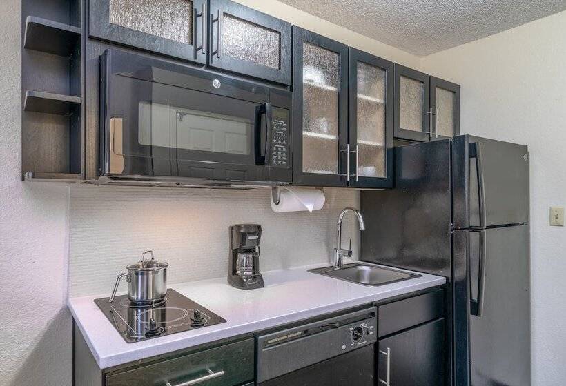 Люкс, Candlewood Suites Washington Fairfax, An Ihg