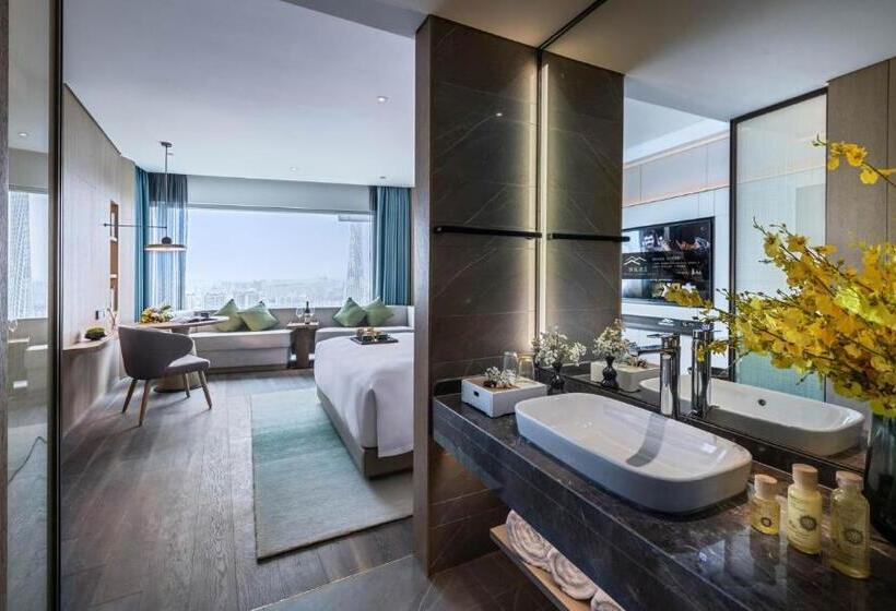 اتاق استاندارد با تخت بزرگ, Guangzhou Elegant