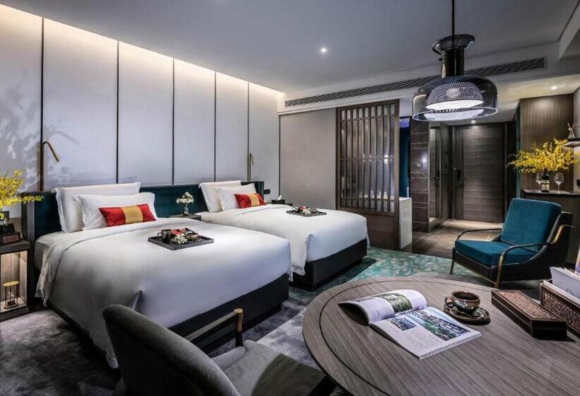 اتاق استاندارد با چشم‌انداز رودخانه, Guangzhou Elegant