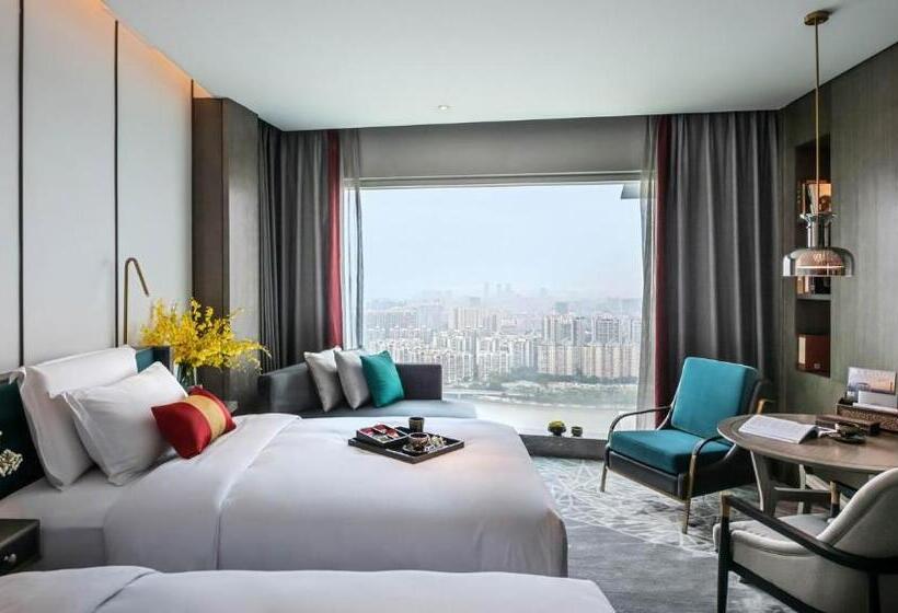 اتاق استاندارد با چشم‌انداز رودخانه, Guangzhou Elegant