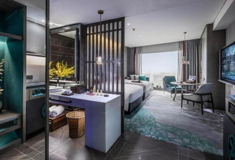 اتاق استاندارد با چشم‌انداز رودخانه, Guangzhou Elegant