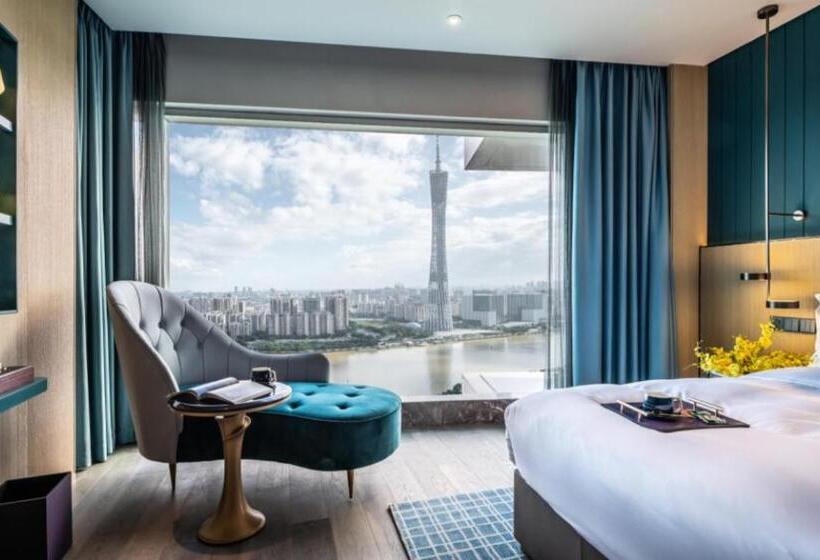 اتاق استاندارد با چشم‌انداز رودخانه, Guangzhou Elegant