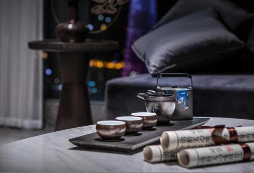 سوئیت با چشم‌انداز رودخانه, Guangzhou Elegant