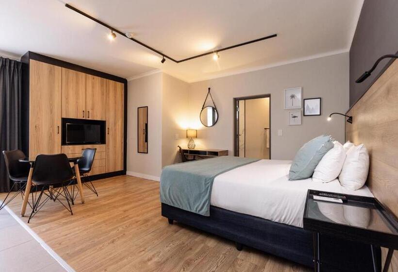 اتاق سوپریور با تخت بزرگ, Mint Hotel 84 On Katherine