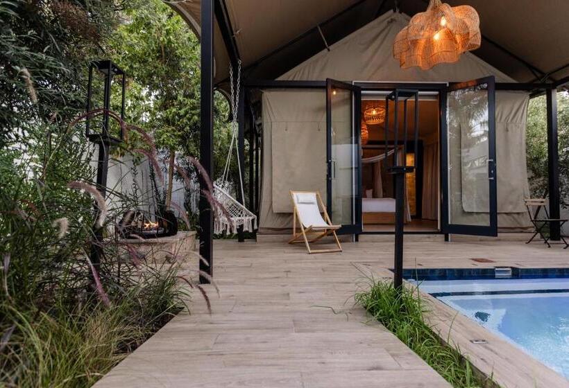 چادر با خدمات رفاهی استاندارد, Mint Hotel 84 On Katherine