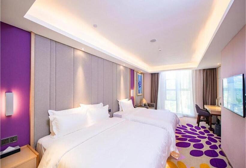 Семейный Номер Deluxe, Lavande Hotel Jiangmen Golf Club