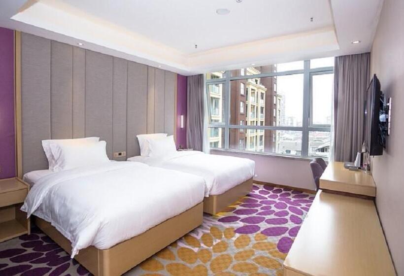 Номер Стандарт Вид на Сад, Lavande Hotel Neijiang High Speed Railway Station Peace Plaza