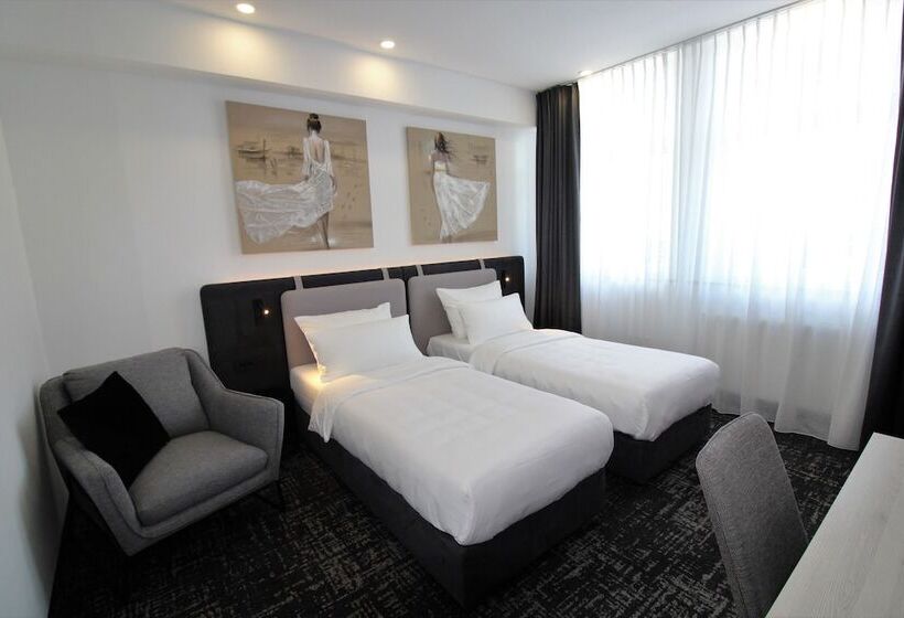 غرفة قياسية, Libarty Hotels
