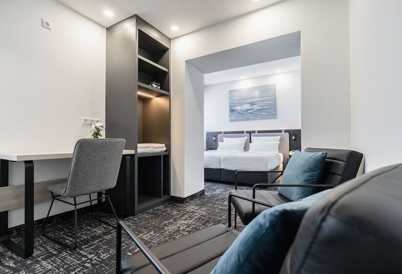 شقة غرفة واحدة, Libarty Hotels