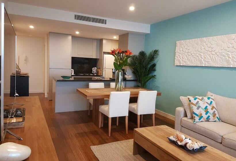 آپارتمان 1 خوابه با چشم‌انداز دریا, Arena Luxury Beachfront Apartment