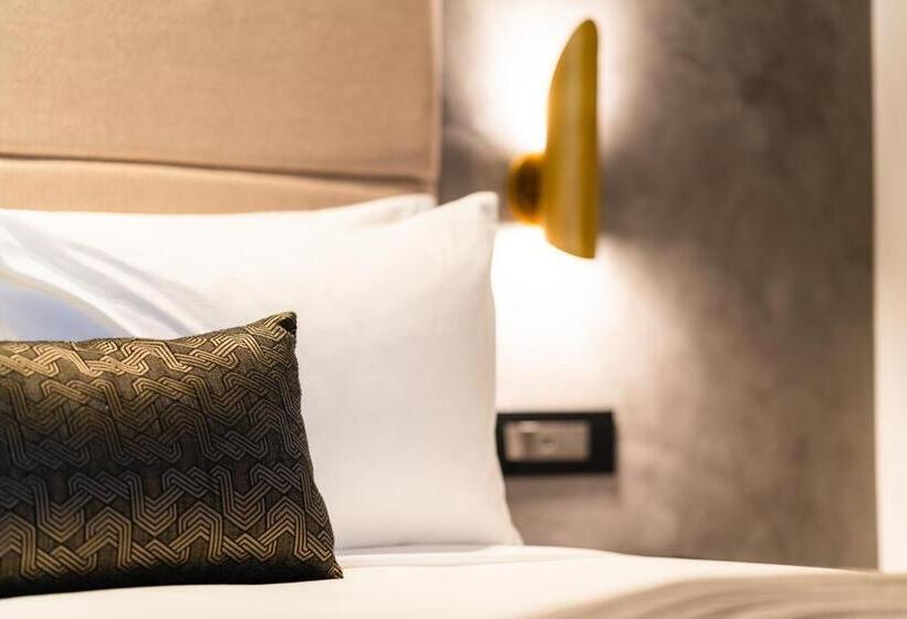 이그제큐티브 스튜디오, Skye Suites Sydney