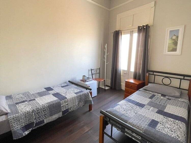 스탠다드 룸 공동 욕실, Geraldton Backpackers