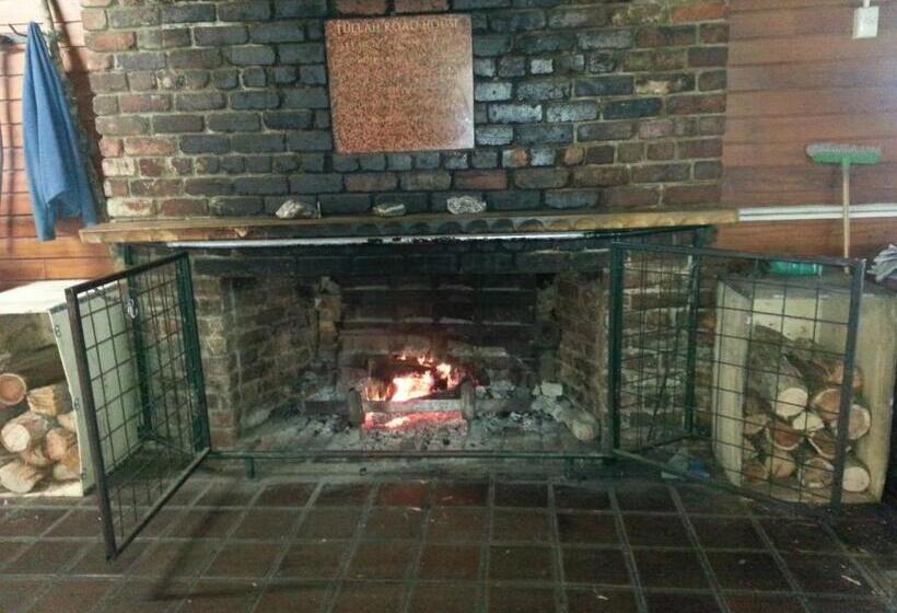 Номер Economy, Tullah Tavern