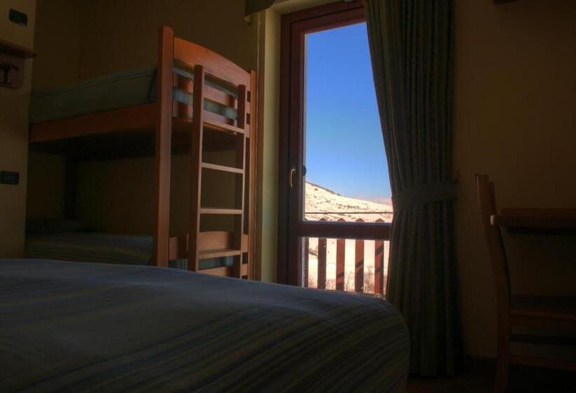 اتاق خانوادگی, Biancaneve B&b