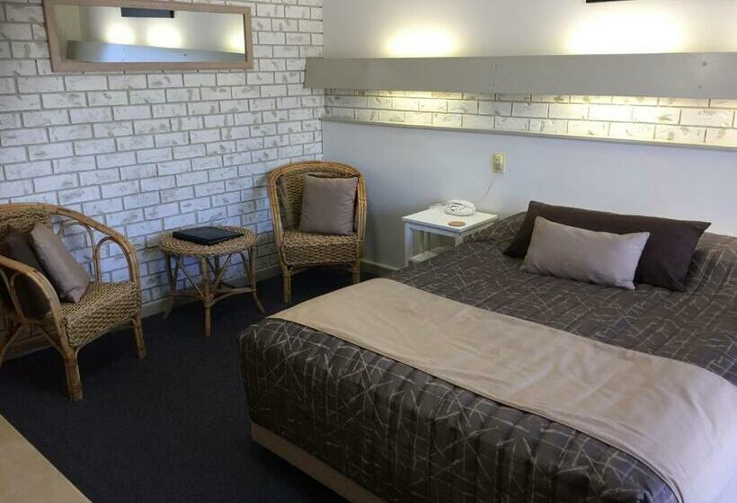Номер Стандарт, Culcairn Motor Inn
