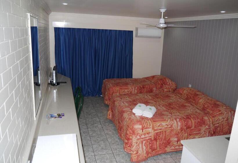 Номер Стандарт, Emu Park Motel