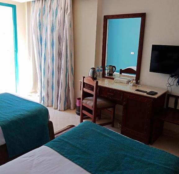 اتاق استاندارد با چشم‌انداز باغ, Green Sudr Resort